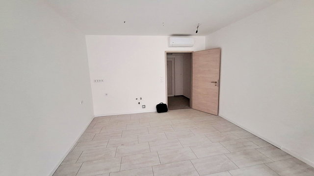 Eladó téglalakás, Egerben 39.5 M Ft, 1 szobás
