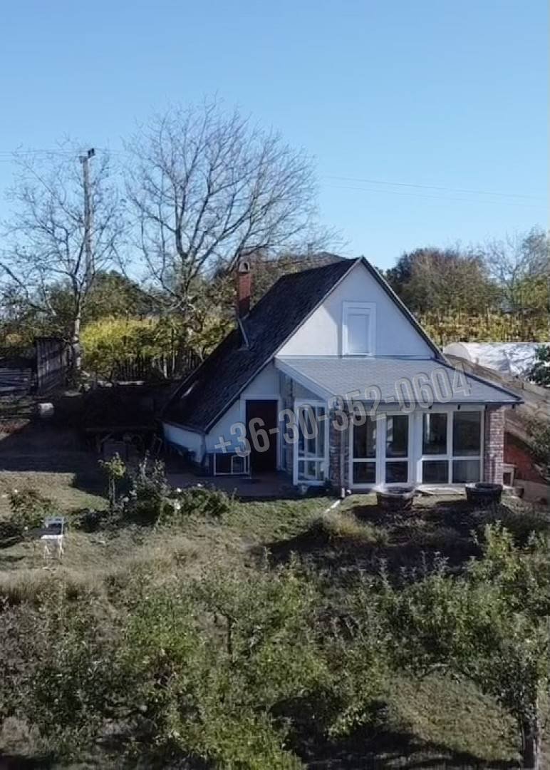 Nyaraló · 3 hálószoba · 77 m² · 90.000.000 Ft