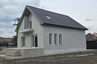 Eladó családi ház, Szigetszentmiklóson 139.99 M Ft, 5 szobás