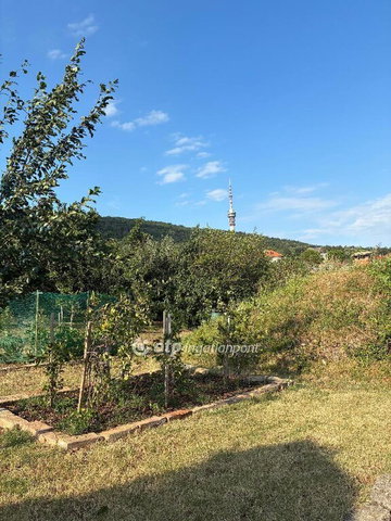 Eladó családi ház, Pécsett 73.9 M Ft, 3 szobás