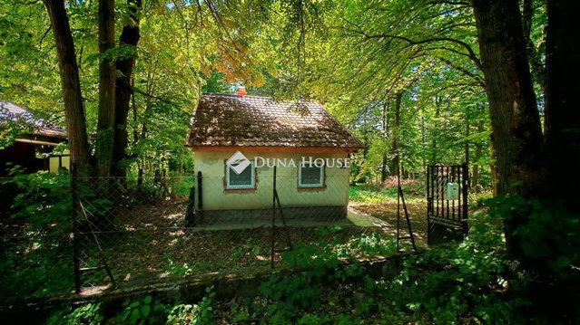 Eladó nyaraló, Pilisszentkereszten, Téry Ödön utcában 55 M Ft