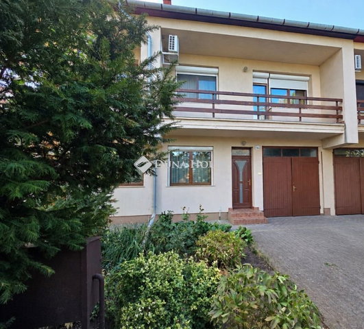 Eladó családi ház, Karcagon, Kisújszállási úton 48 M Ft