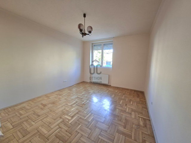 Eladó téglalakás, Budapesten, IX. kerületben, Mester utcában