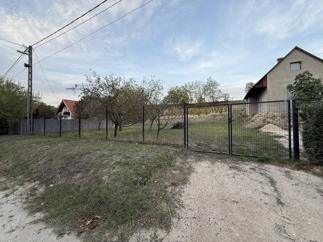 Eladó telek, Lovasberényben 6.5 M Ft / költözzbe.hu