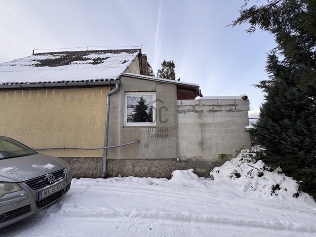 Eladó családi ház, Gödön 54.99 M Ft, 3 szobás
