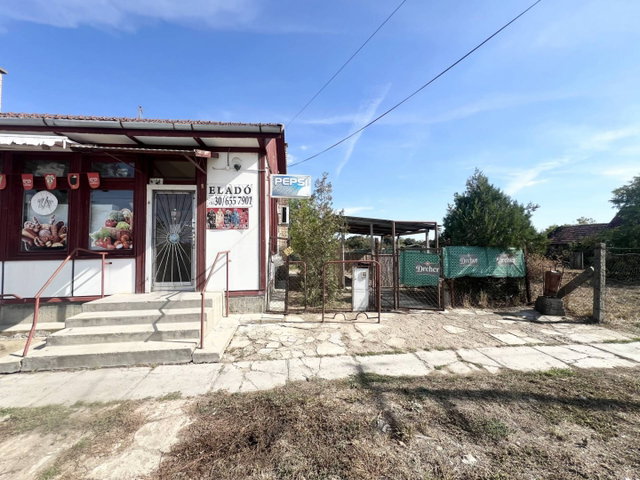 Eladó üzlethelyiség, Körösladányban 8.5 M Ft