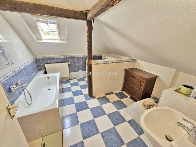Eladó családi ház, Budapesten, XXI. kerületben 94 M Ft, 4 szobás