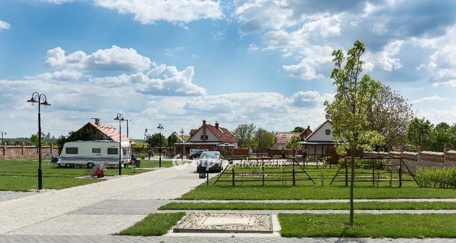 Eladó hotel, Kisharsányon 715 M Ft / költözzbe.hu