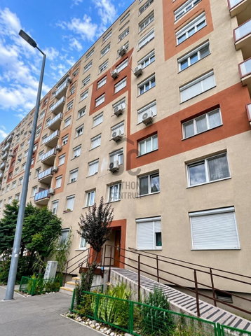 Eladó panellakás, Budapesten, XV. kerületben 63.5 M Ft, 2 szobás