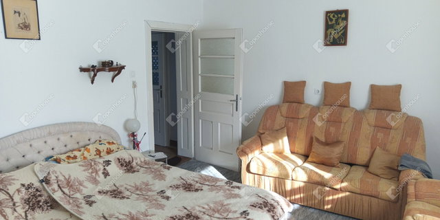 Eladó sorház, Pápán 34 M Ft, 2 szobás / költözzbe.hu