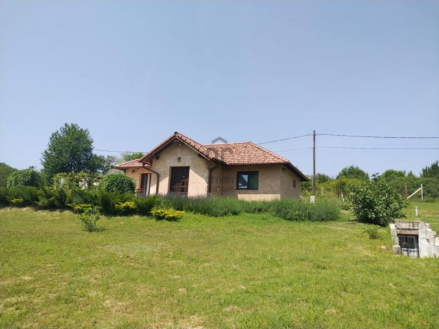 Eladó családi ház, Piliscsabán 89 M Ft, 2 szobás