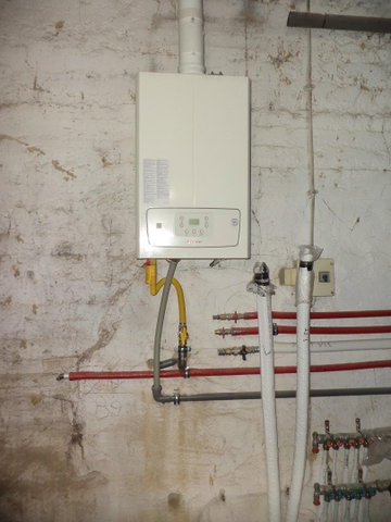 Eladó családi ház, Ősin 45 M Ft, 4 szobás