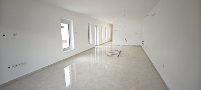 Eladó családi ház, Szigethalmon 115 M Ft, 4+1 szobás