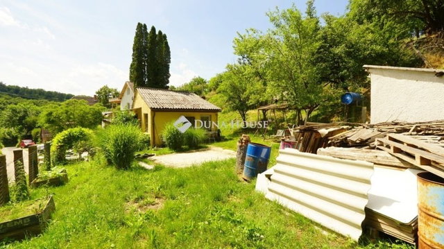 Eladó családi ház, Zalaegerszegen 11 M Ft, 1 szobás