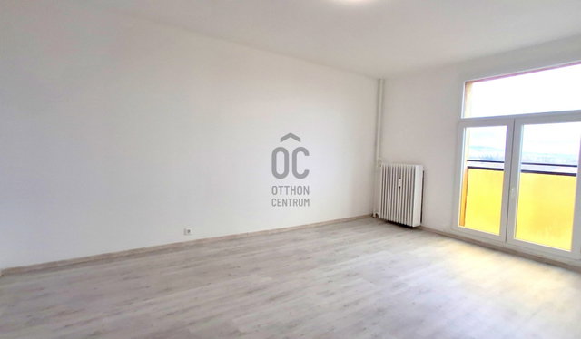 Eladó panellakás, Pécsett 45.5 M Ft, 2 szobás
