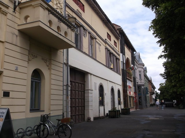 Eladó hotel, Gyöngyösön 249 M Ft, 10 szobás