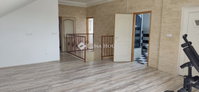 Eladó családi ház, Ercsiben 79.99 M Ft, 6 szobás