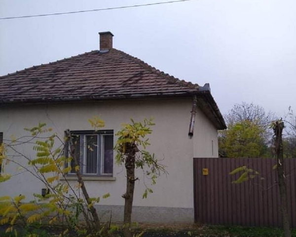 Eladó családi ház, Öcsödön 3.925 M Ft, 1+1 szobás