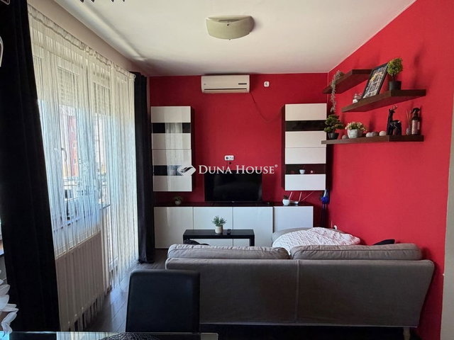 Kiadó téglalakás, albérlet, Veszprémben 180 E Ft / hó