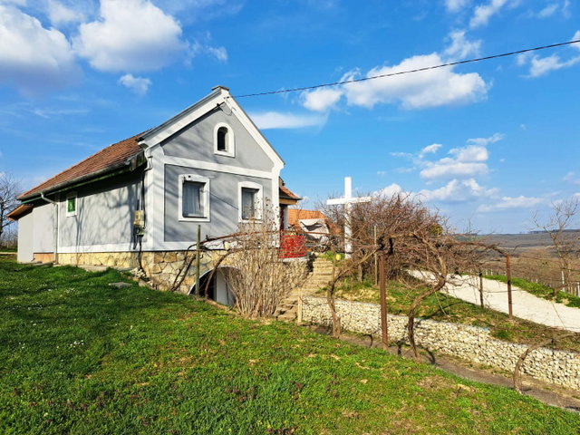 Eladó családi ház, Zalacsányon 88.99 M Ft, 2 szobás