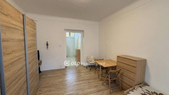 Eladó téglalakás, Budapesten, XX. kerületben 41.9 M Ft, 1 szobás