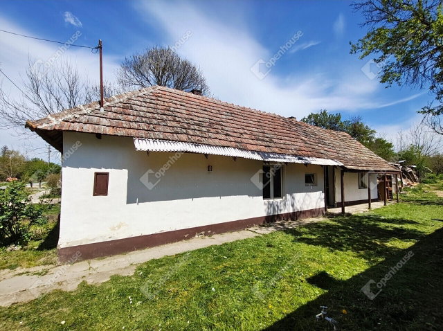 Eladó családi ház, Lábodon 6.5 M Ft, 2 szobás