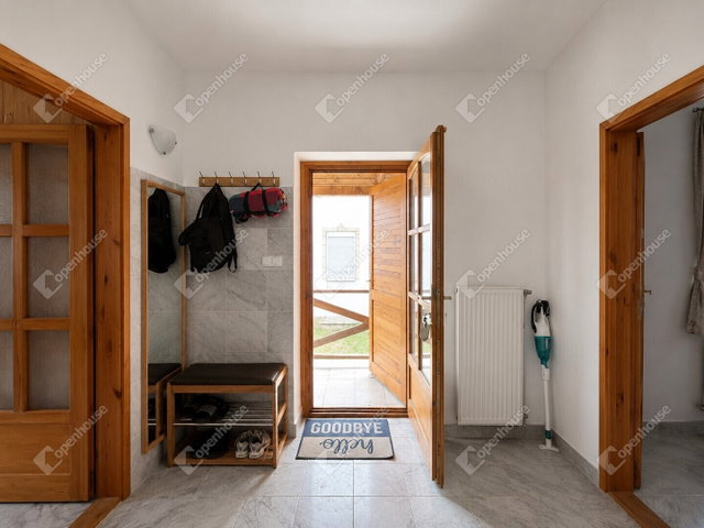 Eladó nyaraló, Igalon 42 M Ft, 2 szobás / költözzbe.hu