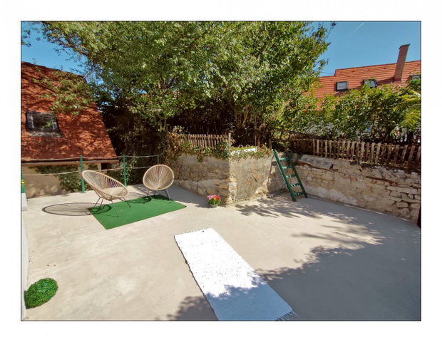 Eladó téglalakás, Budakeszin 62.9 M Ft, 1 szobás