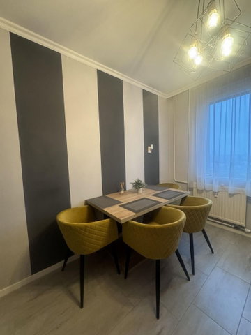 Kiadó panellakás, albérlet, Debrecenben 180 E Ft / hó, 2 szobás