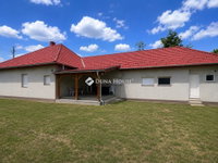 Eladó családi ház, Sződön 199.9 M Ft, 4 szobás