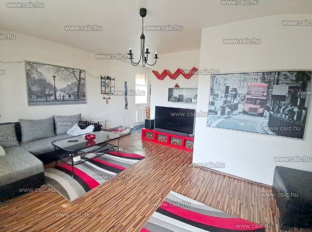 3 bed · 130m² · 79.900.000 ft