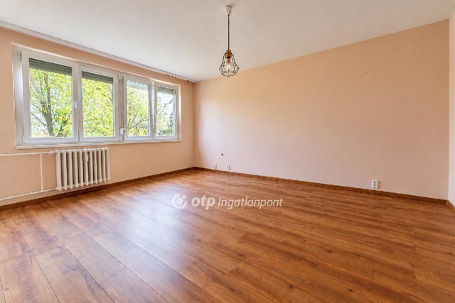 Eladó panellakás, Budapesten, XXI. kerületben 53 M Ft, 2 szobás