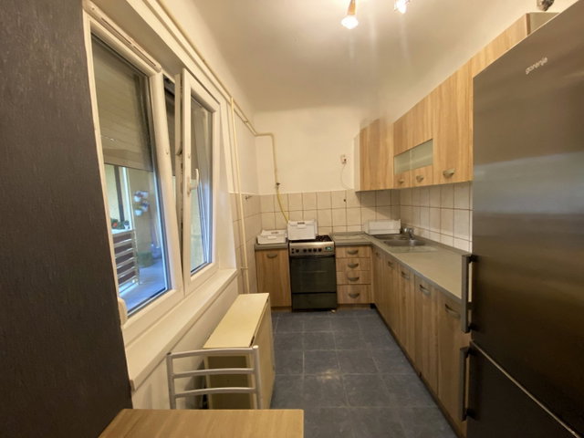 Kiadó téglalakás, albérlet, Kiskunhalason 120 E Ft / hó