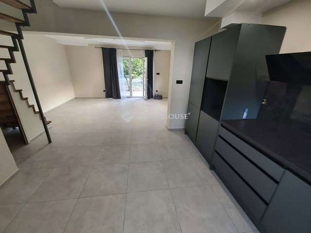 Eladó családi ház, Szegeden 62 M Ft, 3 szobás