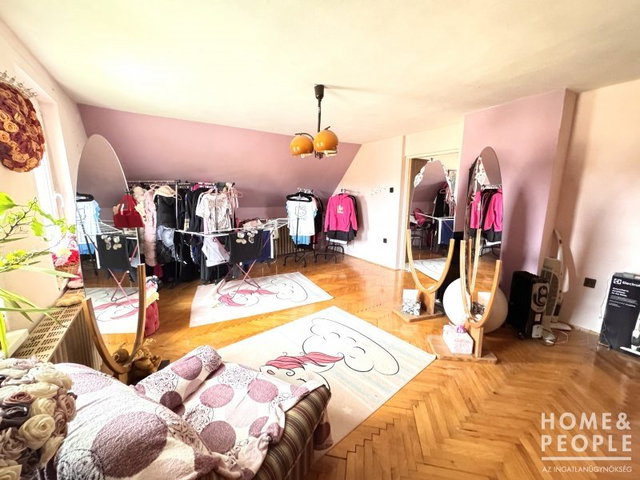 Eladó családi ház, Hódmezővásárhelyen 75 M Ft, 3+1 szobás