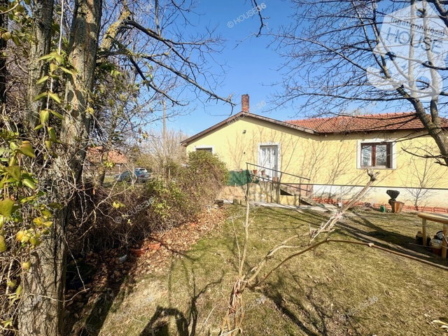 Eladó családi ház, Kecskeméten 39.9 M Ft, 2 szobás