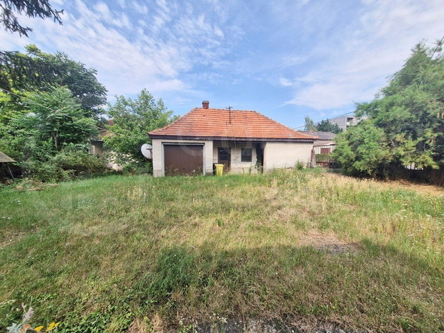 Eladó családi ház, Szerencsen 35.7 M Ft, 5 szobás
