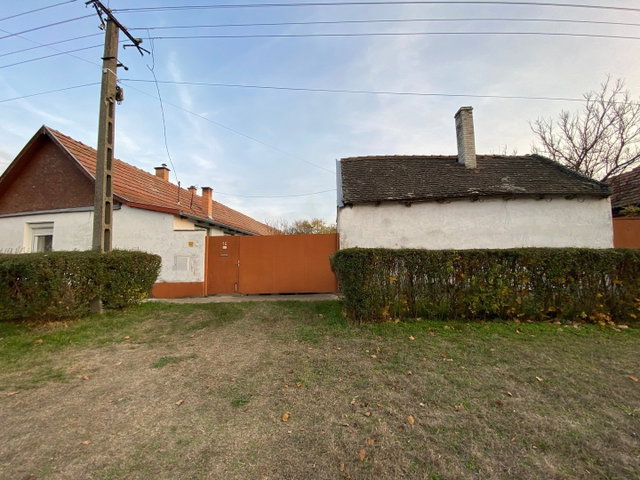 Eladó családi ház, Kiskunhalason 22.99 M Ft, 3+1 szobás