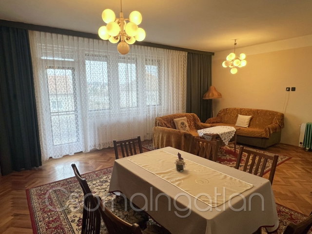 Eladó ikerház, Fertőszentmiklóson 59 M Ft, 4 szobás