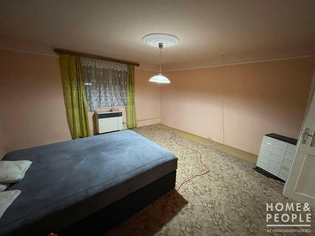 Eladó családi ház, Apátfalván 7.199 M Ft, 2 szobás
