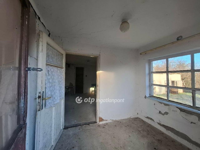 Eladó családi ház, Biharkeresztesen 9.7 M Ft, 2 szobás