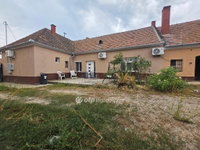 Eladó családi ház, Csöngén 18.9 M Ft, 3 szobás