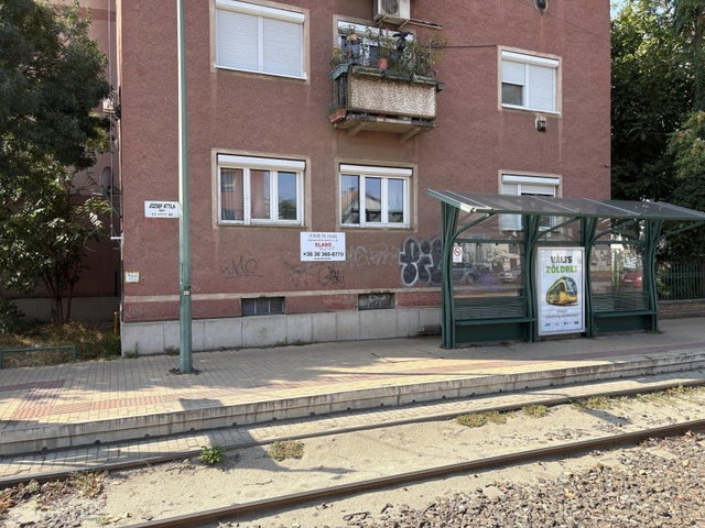 Eladó téglalakás, Szegeden 79.9 M Ft, 3+1 szobás