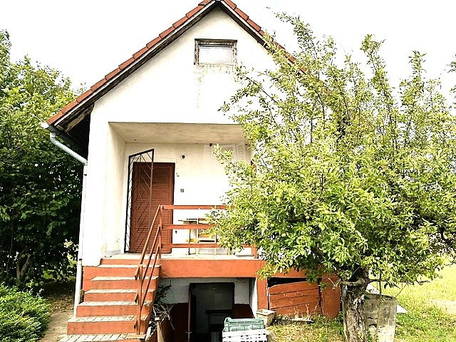 Eladó nyaraló, Balatonberényben 28.5 M Ft, 2 szobás