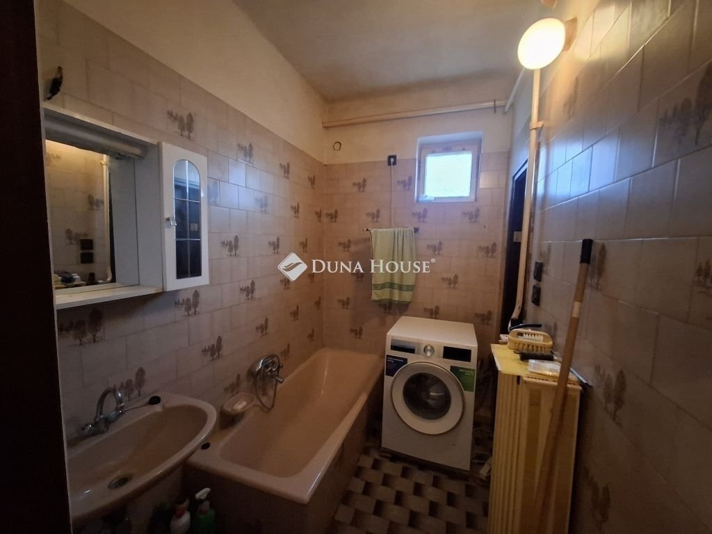 3 hálószoba · 230 m² · 165.900.000 Ft