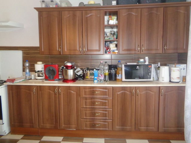 Eladó családi ház, Polgárdin, Béke utcában 89.5 M Ft, 5 szobás