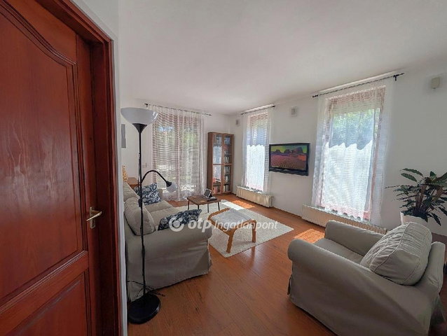 Eladó családi ház, Szigethalmon 119.9 M Ft, 4 szobás
