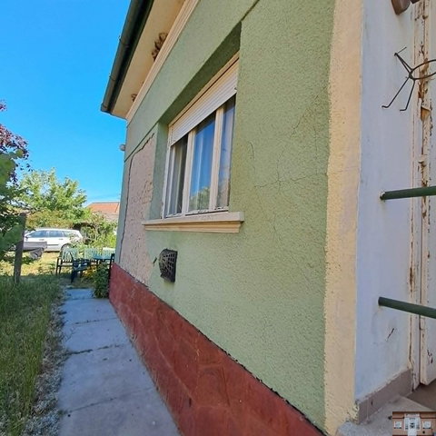 Eladó családi ház, Monoron 65.9 M Ft, 3 szobás
