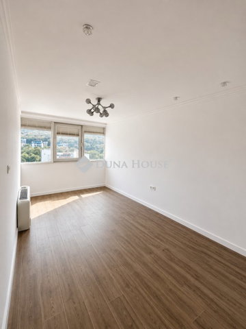 Eladó téglalakás, Budapesten, II. kerületben 89.9 M Ft, 3 szobás
