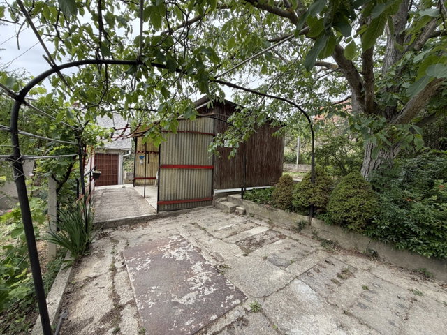Eladó telek, Várpalotán 4.4 M Ft / költözzbe.hu